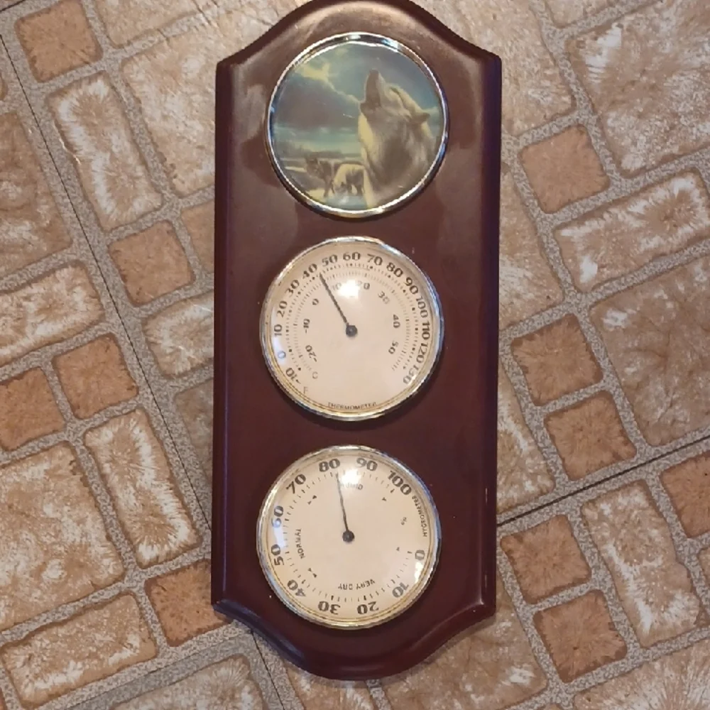 Brown Wall Thermometer with Wolf Design Humid, Weather Station